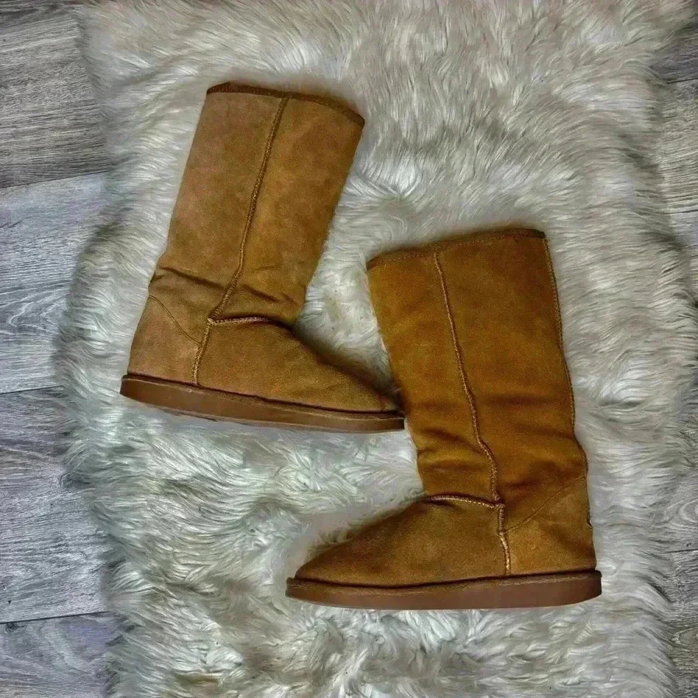 Emu Australia chestnut bronte high leather and wool/shearling Ugg style boots 9